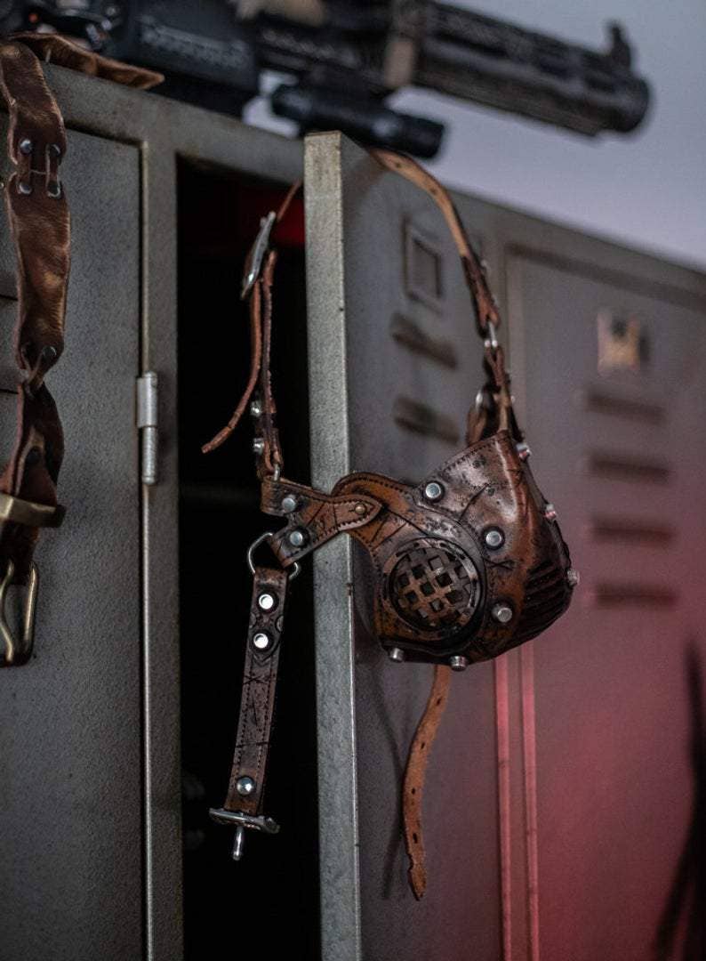 Outcast Props - Wholesale Costume - Unisex - Post Apocalyptic Leather Mask1