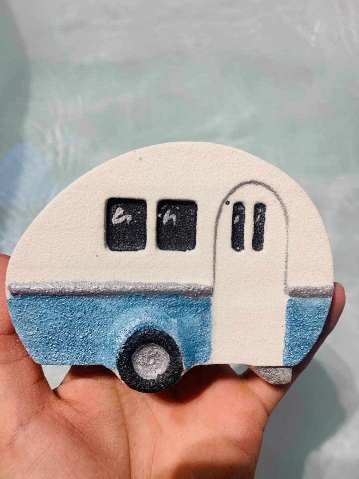 Staycation x4 for wholesale by Simply Bubbles Wholesale