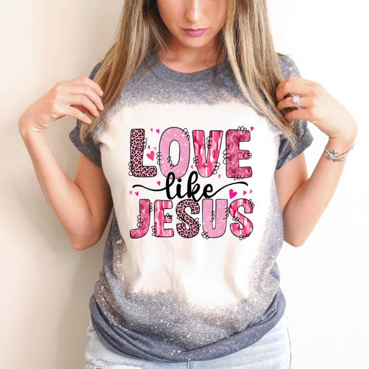 T-shirt de Saint-Valentin blanchi "Aimer comme Jésus" pour la vente par Hello Gorgeous Apparel