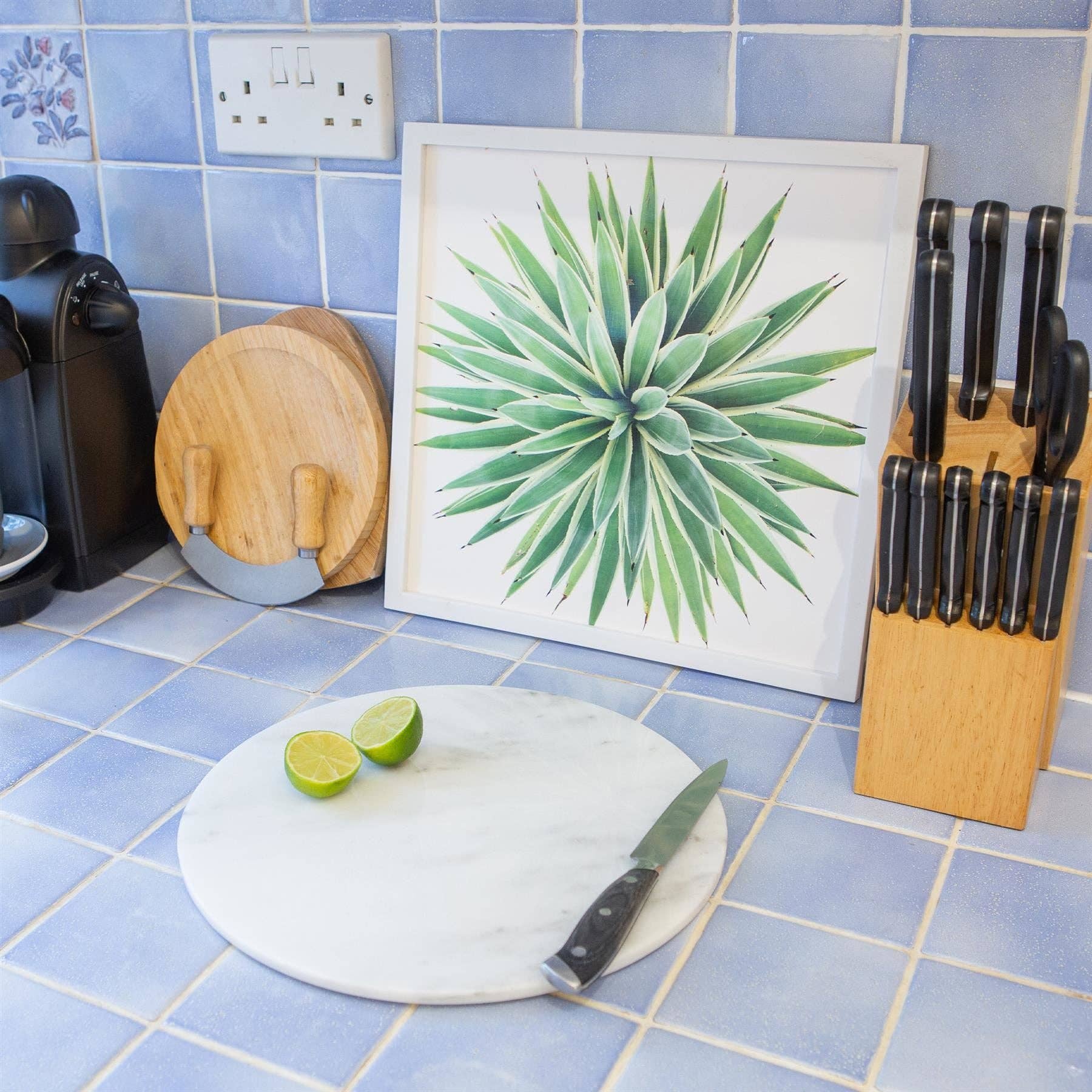 Rinkit Ltd - Vendita all'ingrosso Taglieri - Tagliere rotondo in marmo - 30 cm2