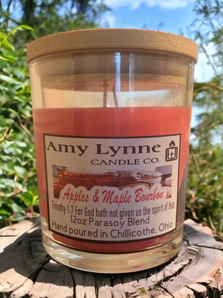 Vela Apples & Maple Bourbon de 12 onzas para venta al por mayor de Amy Lynne Candle Company