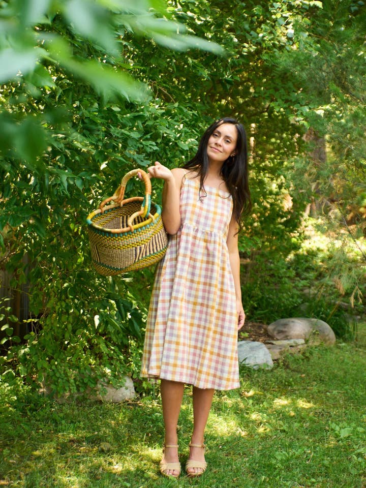 Robe Midi Ivy à Carreaux Blush pour la vente par Mata Traders