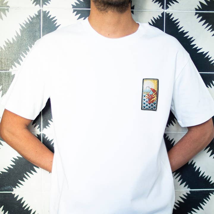 Camiseta Kamon Dragon Blanca para venta al por mayor de Blue Yama