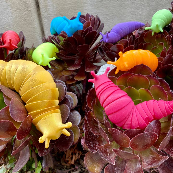 NumanPrints - Wholesale Fidget Toy - Kids - Articulated Slug 3D Printed Moveable fidget5