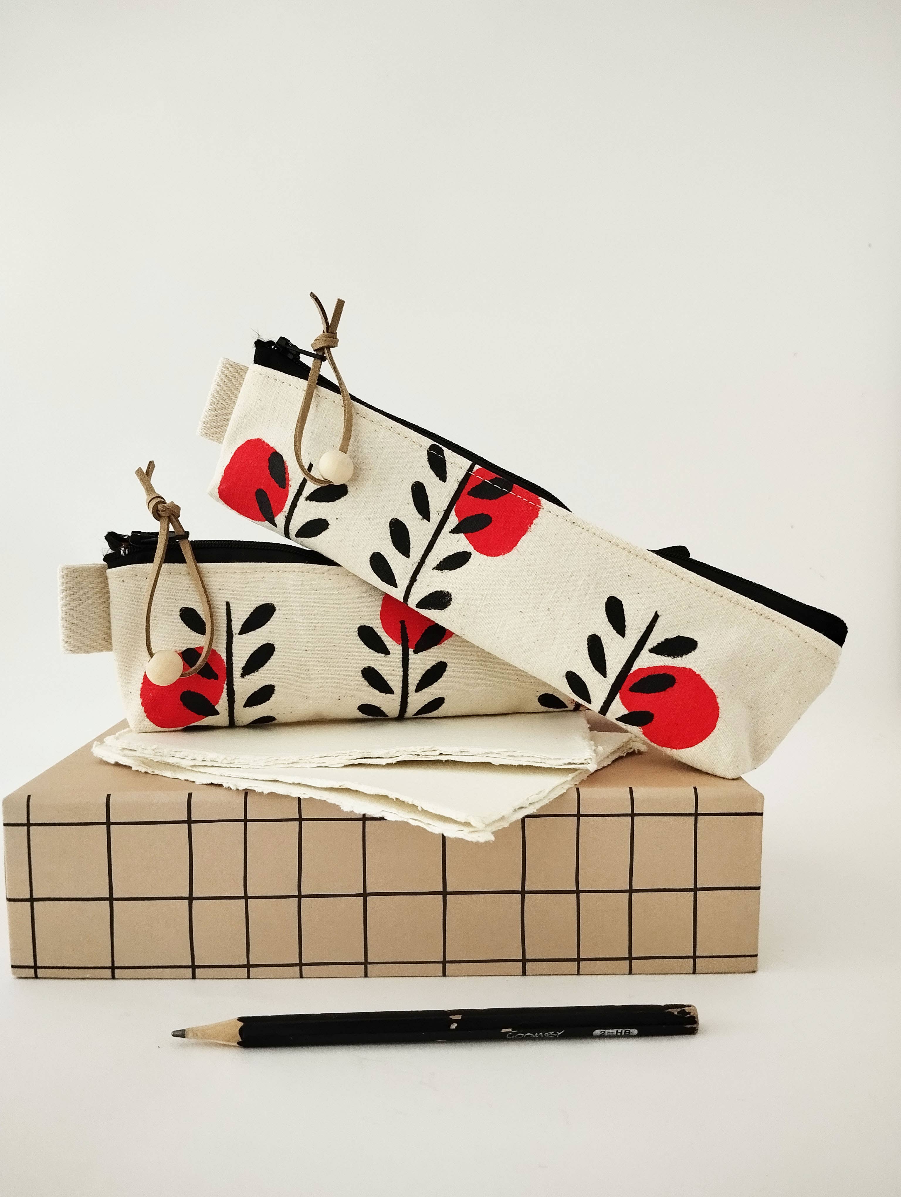 The Ink Job - Vente Étuis/trousses à crayons - Trousse à crayons à motifs floraux scandinaves3