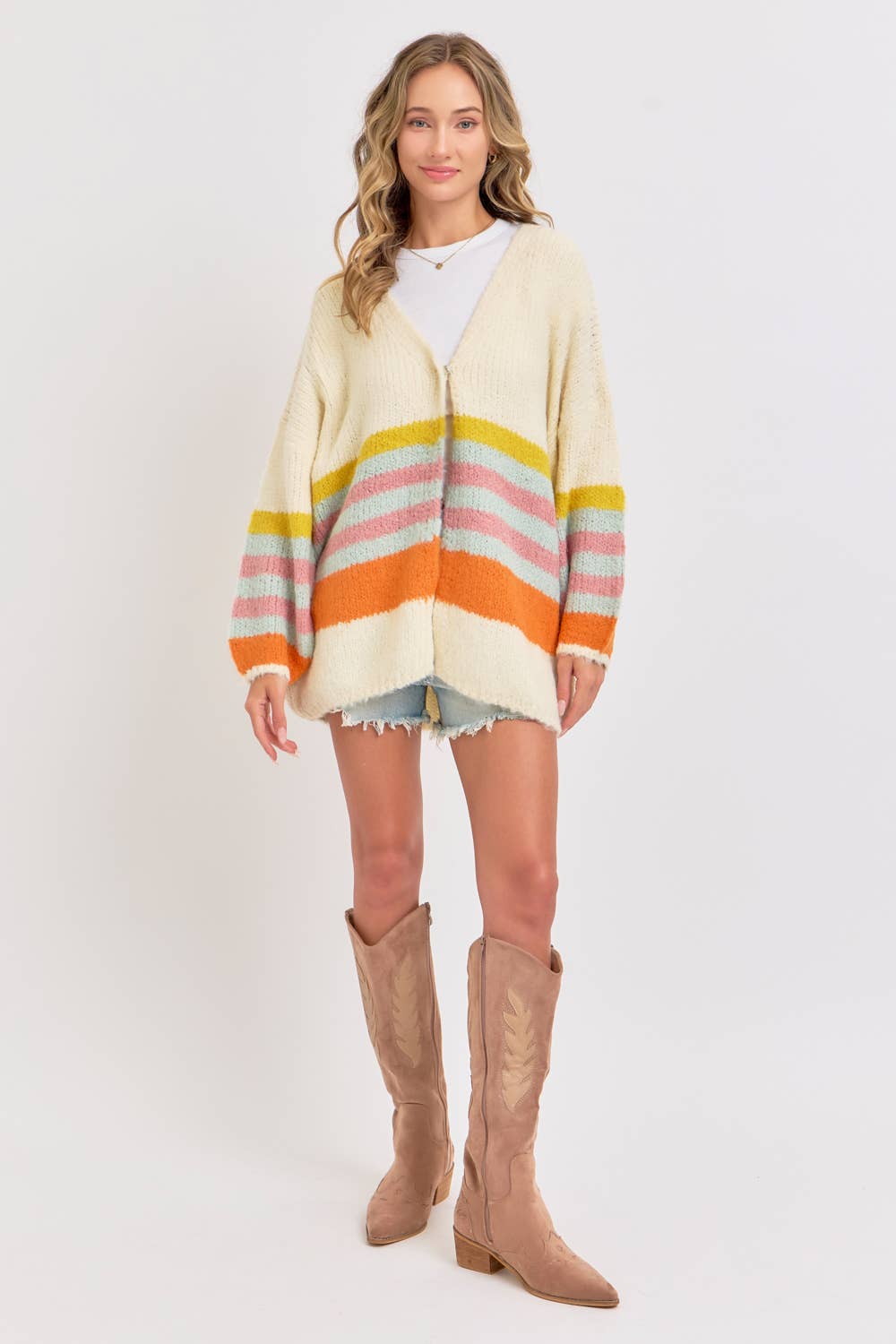 CRÈME MULTI CARDIGAN EN MAILLE SOUPLE À RAYURES MULTIPLES SUPER DOUX en vente sur Faire2