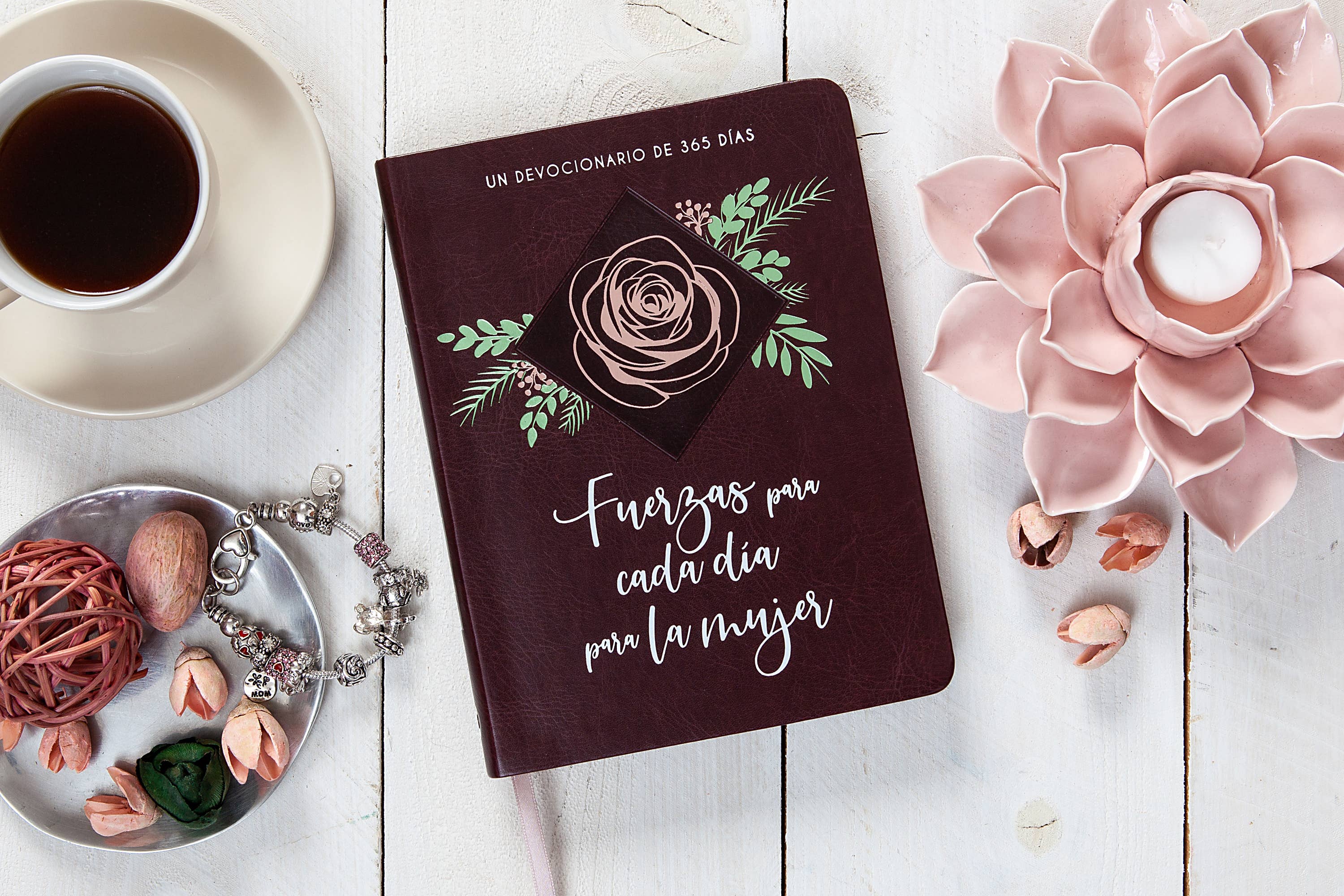 BroadStreet Publishing Group, LLC - Vente Religion - Fuerzas para cada día para la mujer (espagnol, Devo féminin)0