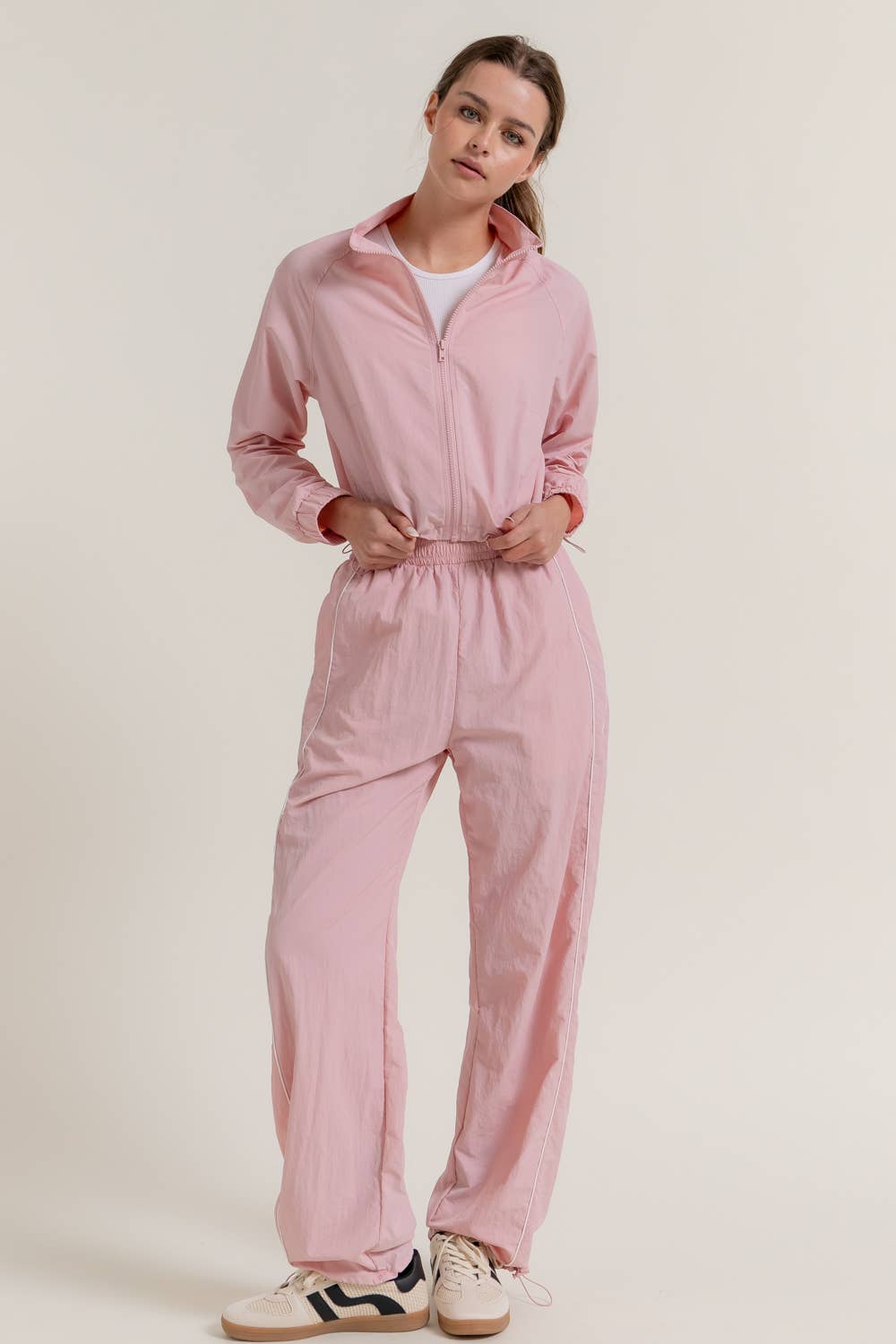 Active Basic | Active USA - Vente Veste de sport – femme - Anorak de sport à manches longues et coupe courte10