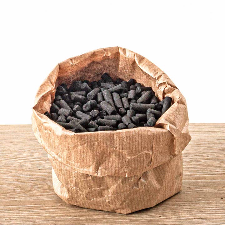 Trendhero.nl/b2b – wholesale Jord för plantering/krukväxter – Aktivt kolpellets för terrarium • 200 g påse