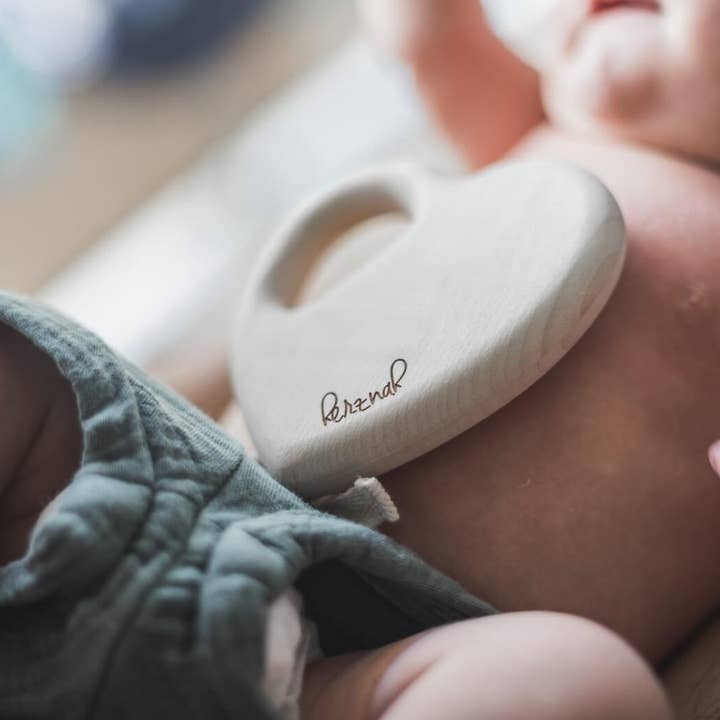 MusikGlück - Wholesale Wood Toy - Kids - Baby rattle grasping toy "close to the heart" | Baby rattle | Wooden toy4