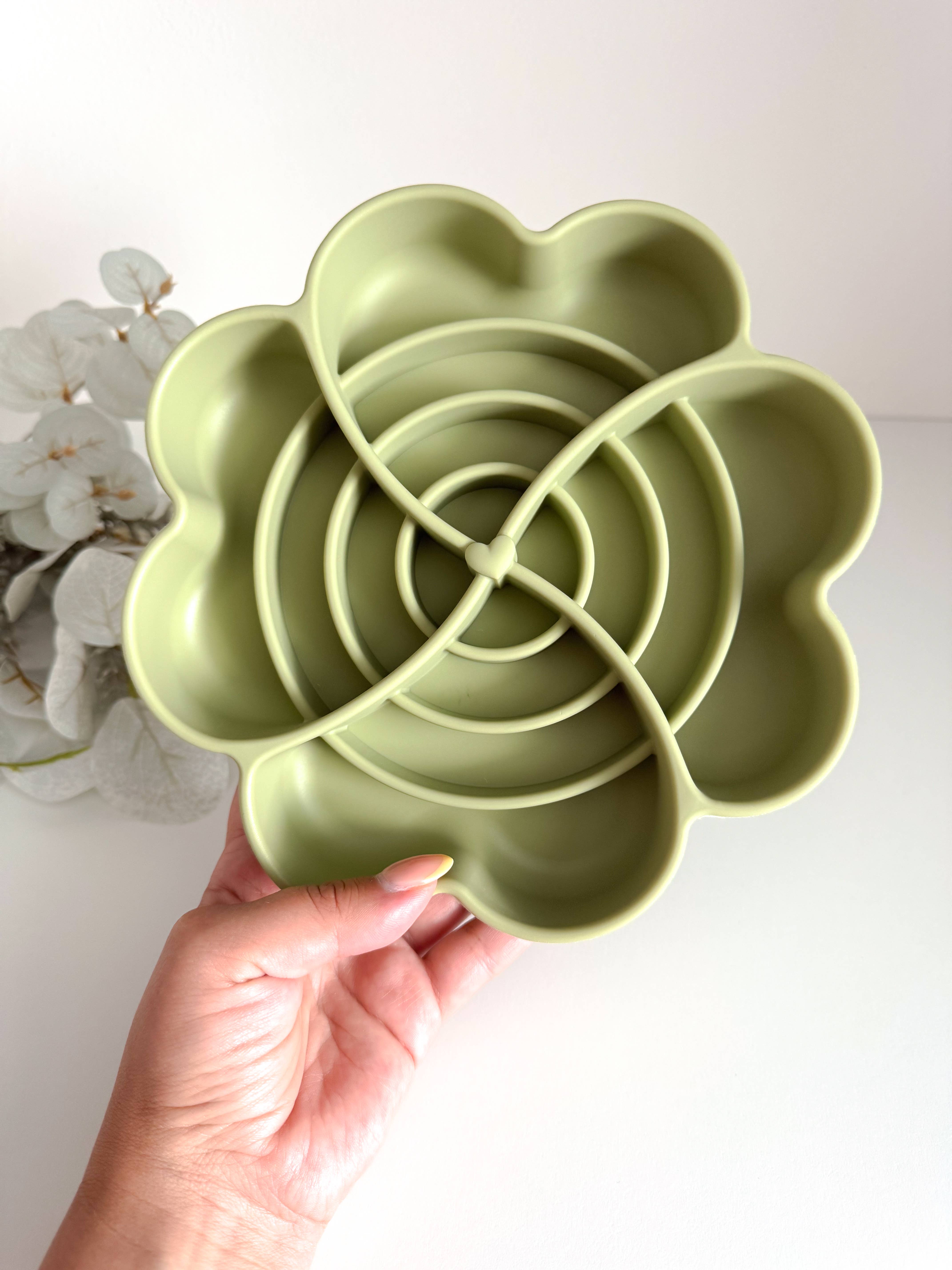 Doggotique - Wholesale Pet Bowl - Cat/Dog - Bloom Slow Bowl, dog feeding bowl, pet feeding mat1