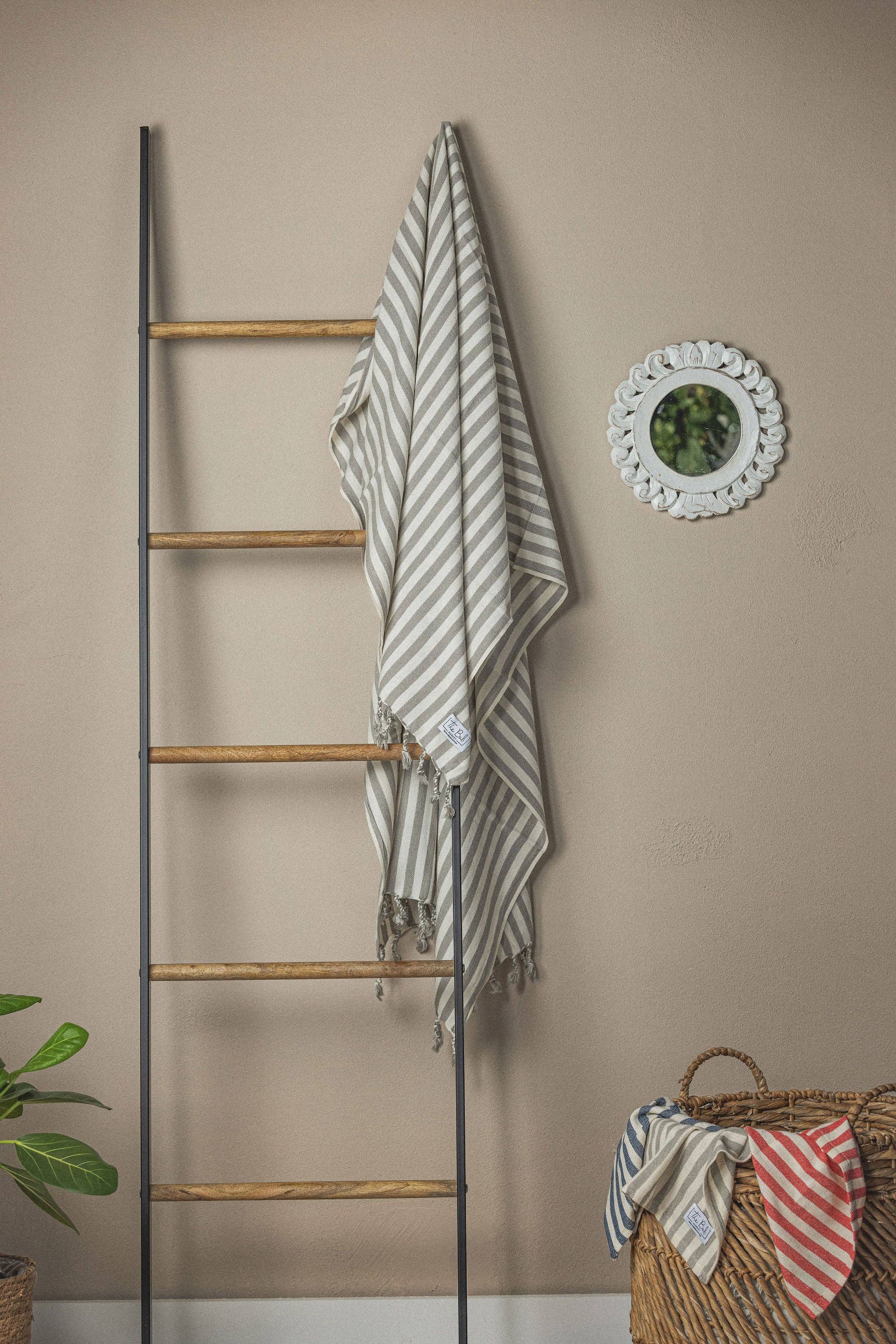 The Bali Market - Wholesale Bath Towel - Vertical Stripe Turkish Towel / Throw5