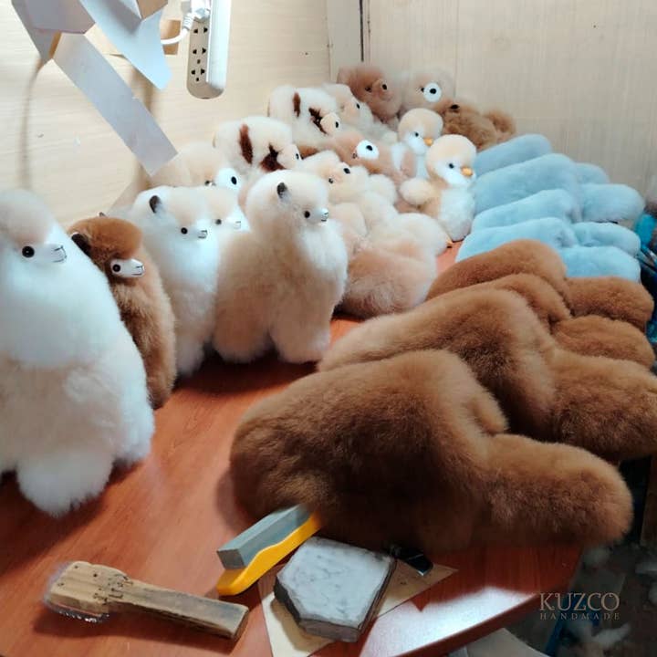 KuzcoHandmade - Wholesale Stuffed/Plush Toy - Kids & Baby - Alpaca Plush – Real Fur, 10 Inches – Pack of 10, 20, 30, 50