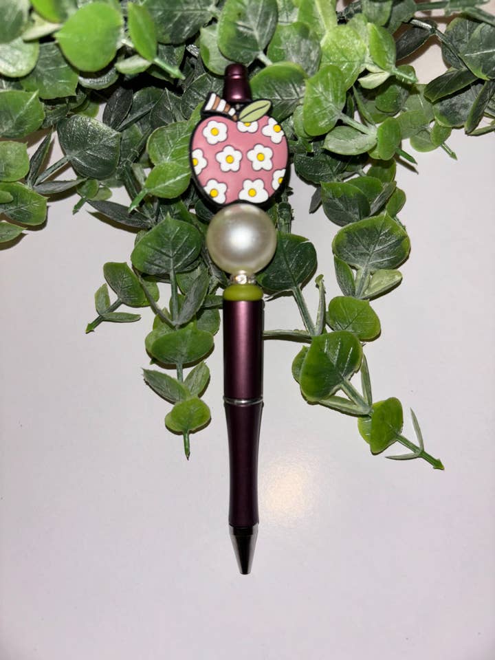 Lila Apple Pen för wholesale av Rae’s Shop