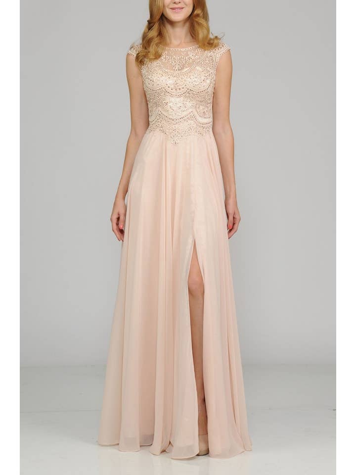 MÈRE DE LA MARIÉE-Robe longue fluide en chiffon pour la vente par FashionShowcase