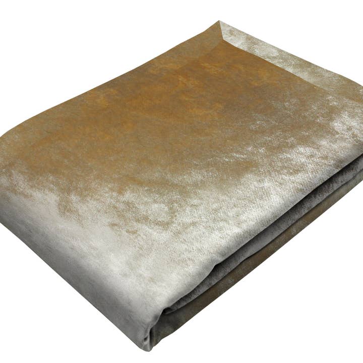 Mcalister textiles - Wholesale Table Runner - Crushed Velvet Champagne Gold Table Runner