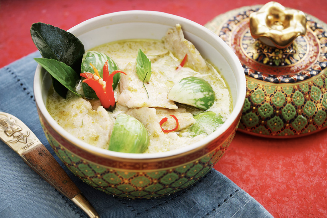 Watcharee's - Wholesale Sauce - Thai Green Curry Sauce2