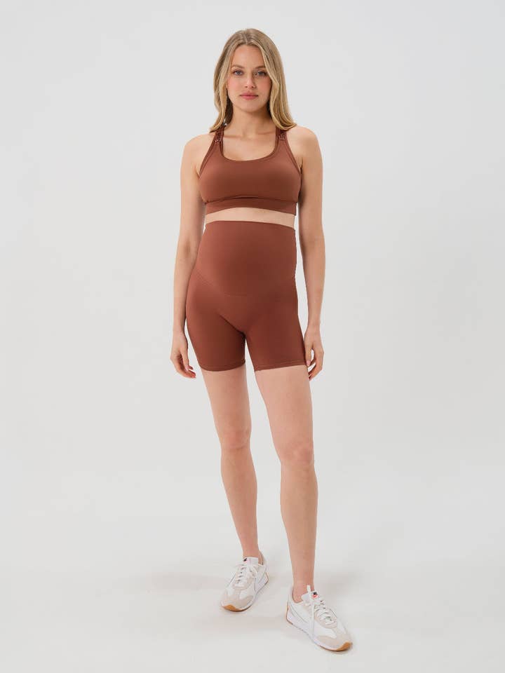 AXK CORE Short de vélo de maternité - Marron pour la vente par AXK Maternity