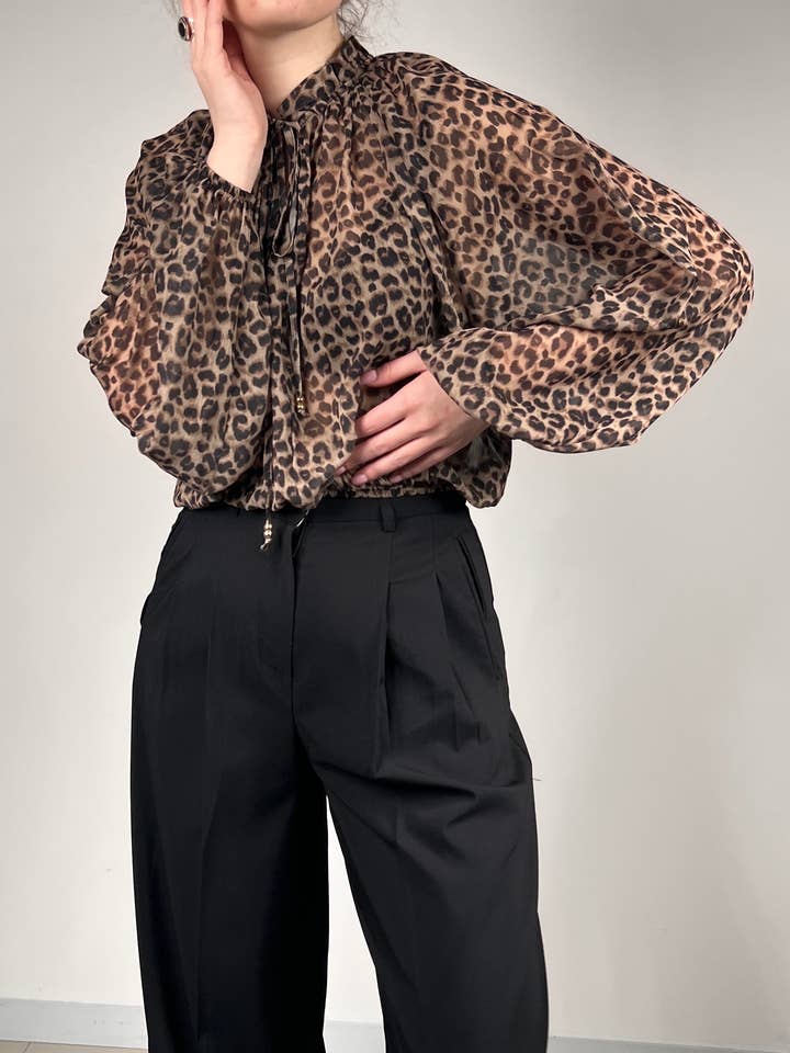 Blusa donna motivo leopardato - ALURE per la vendita all'ingrosso da parte di MAXMILA PARIS