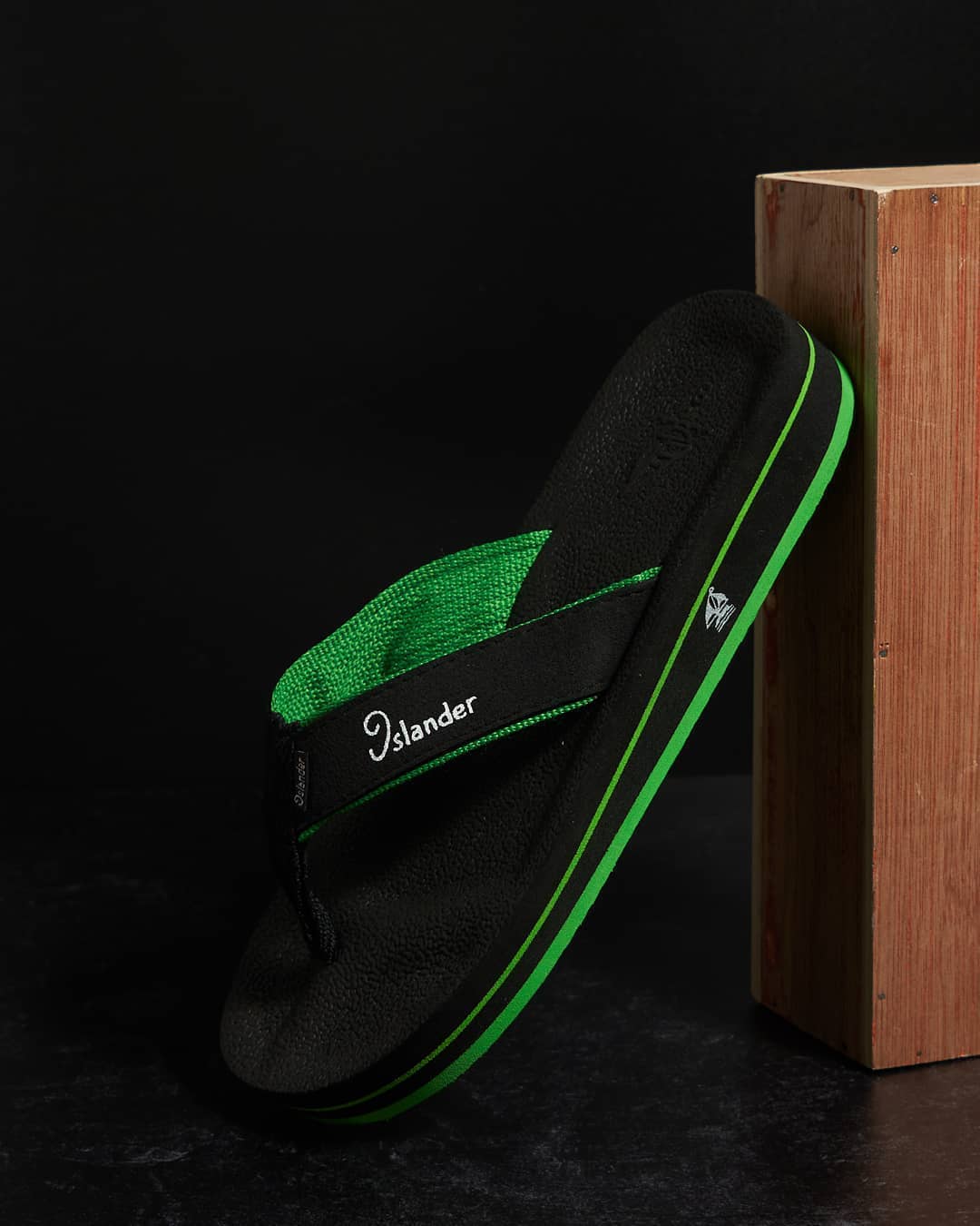 Islander Footwear & Apparel - Wholesale Flip Flops - Men's - Islander 10 Series Sandals (Flip Flops) - Black / Green6