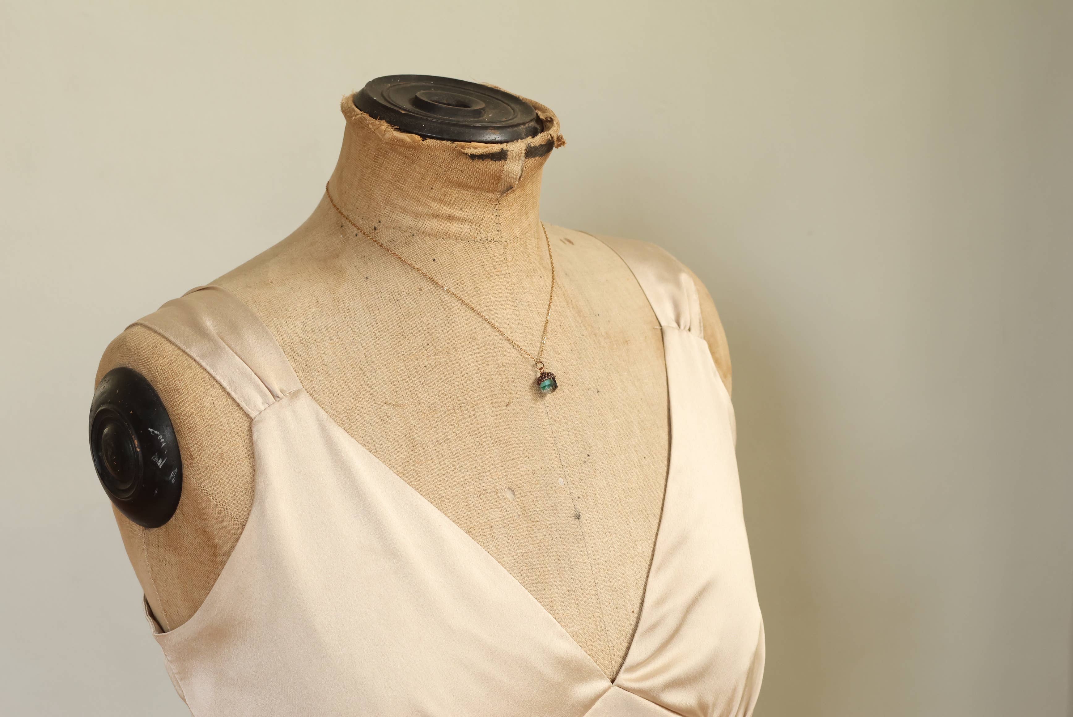 Silk Purse, Sow's Ear – wholesale Pendant/charm necklace – Cobalt Blue Gold Acorn Necklace1