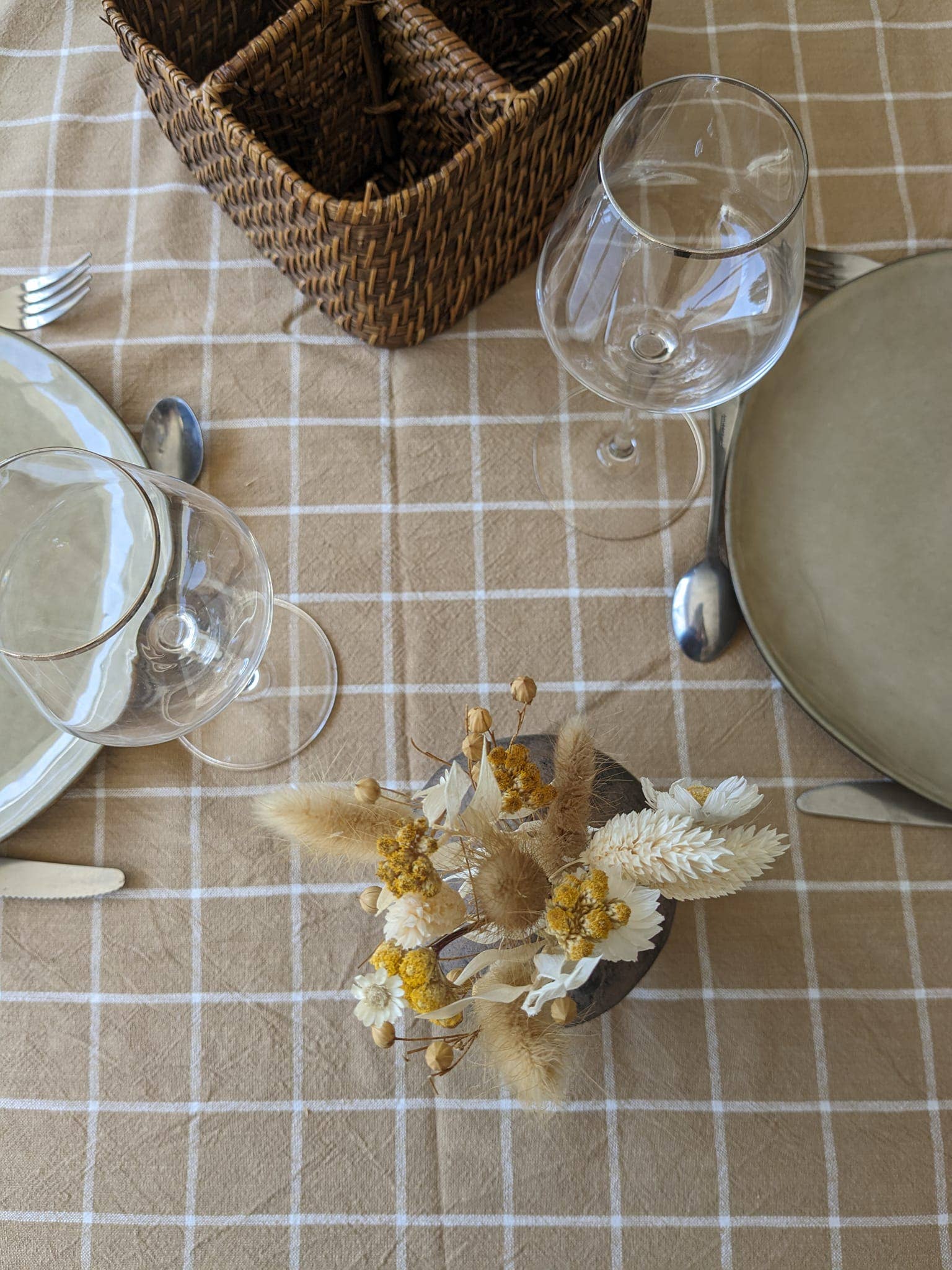 Maison Oline – wholesale Dried/pressed flowers – Sun Flower — Small bouquet of natural dried flowers5