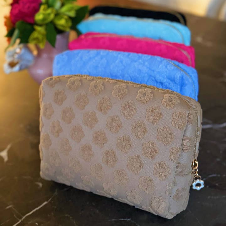 Ellison+Young - Wholesale Makeup/Cosmetic Bag - Embossed Daisy Blossom Cosmetic Case