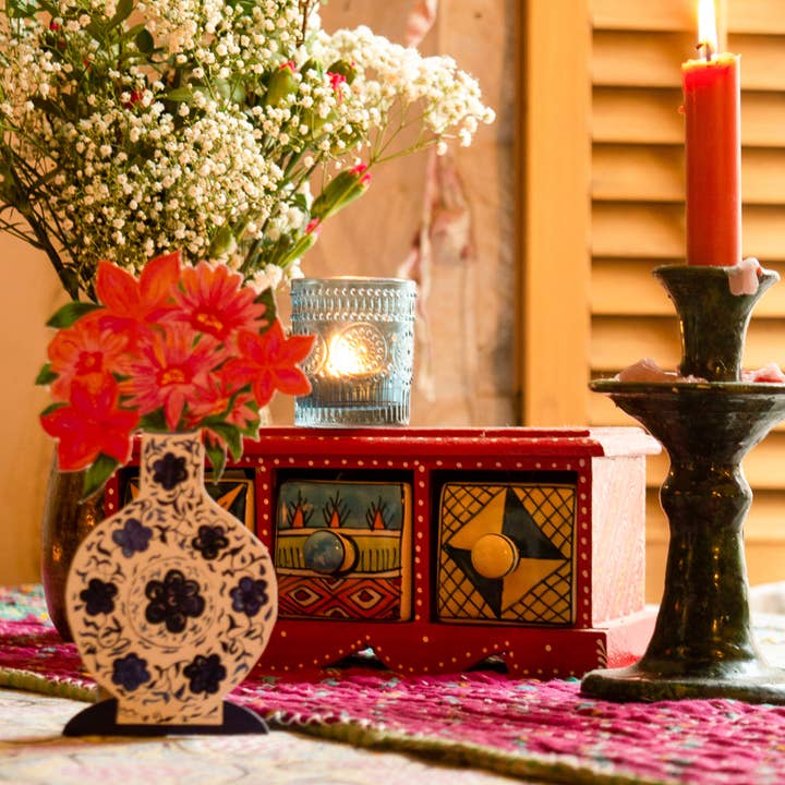 Hutch Cassidy - Wholesale Everyday Greeting Card - 'Magical Pop Up Blue Vase' Greetings Card3