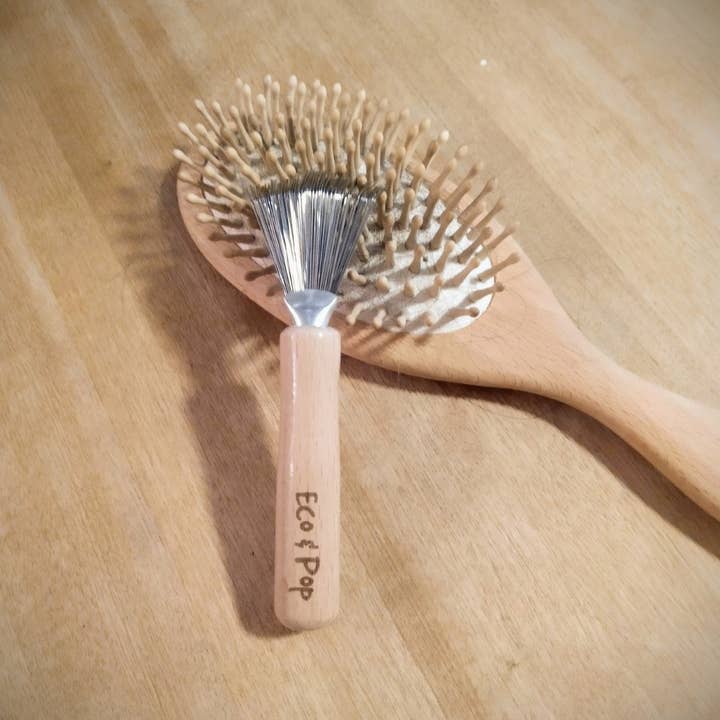 Eco and Pop – Engroshandel Hårbørste/kam – Eco&Pop rensebørste til hår- og tøjbørster2
