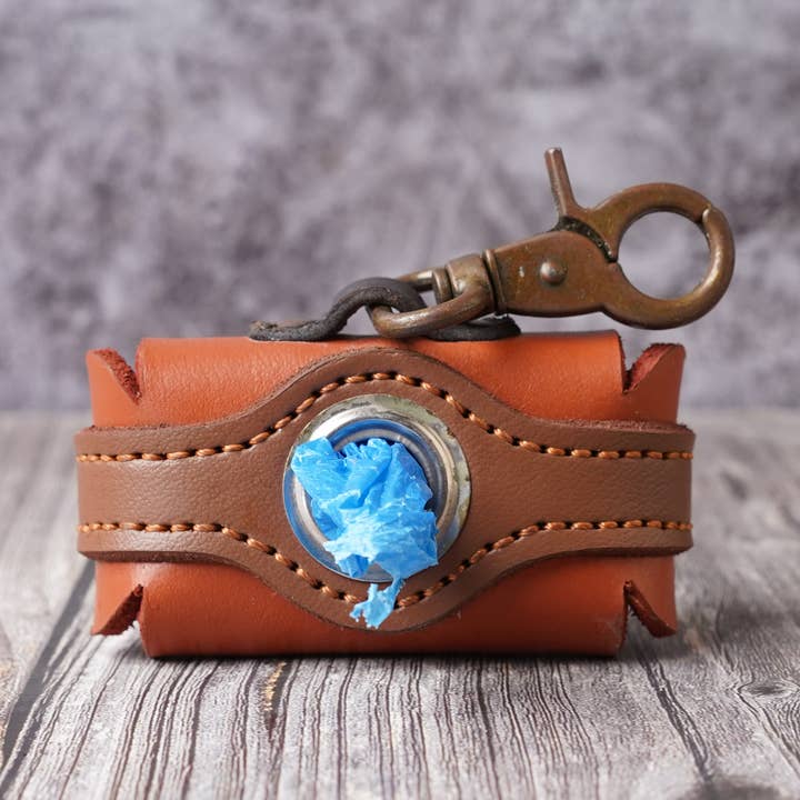 Poo Bag Dispenser Leather Dog Poop Bag Holder for wholesale by greenman premier essentials