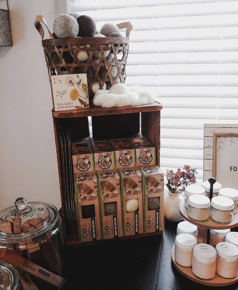 Moss Creek Wool Works | Wool Dryer Balls - Vente Balles de sèche-linge - Boîte de grange vide | Contient 3 balles de séchage en laine | Cadeau & Présentation3