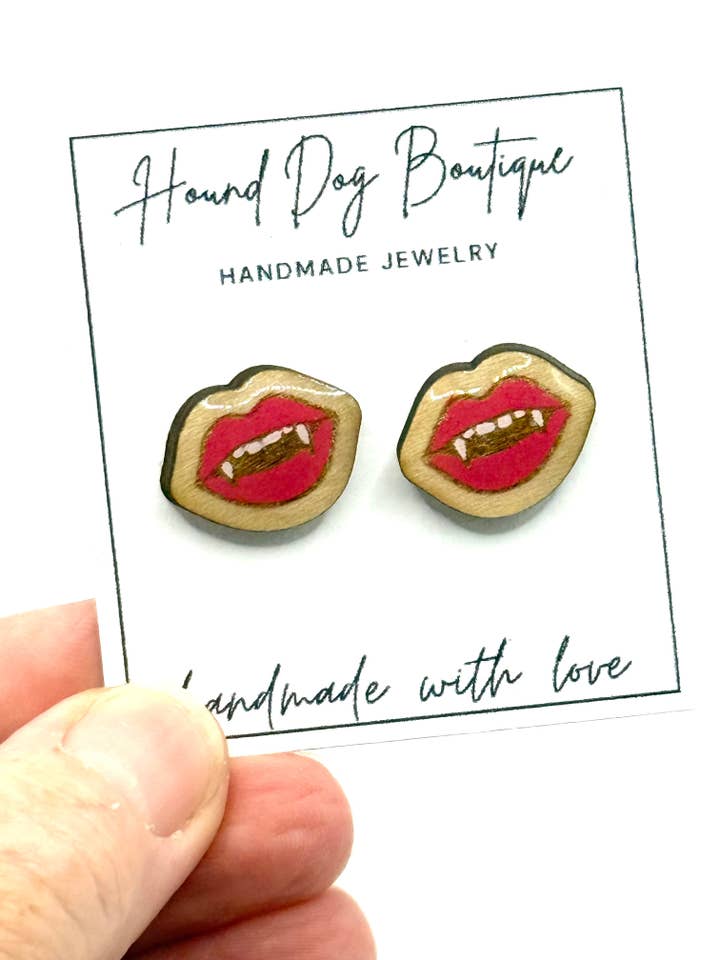 Vampire Teeth Ohrringe für den Großhandel von Hound Dog Boutique