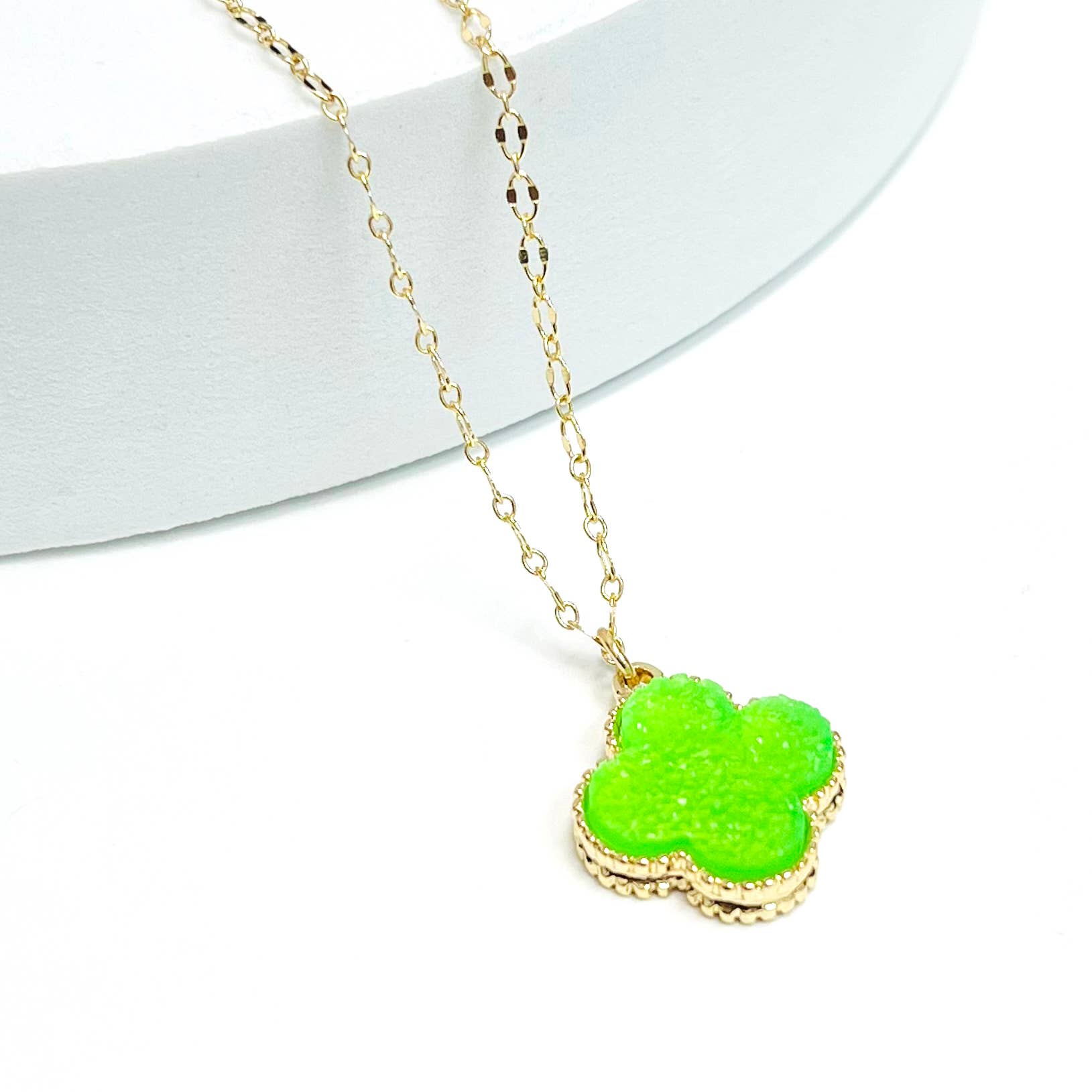 StarryNYC - Wholesale Pendant/Charm Necklace - Resin Druzy Clover Pendant Chain Necklace 10