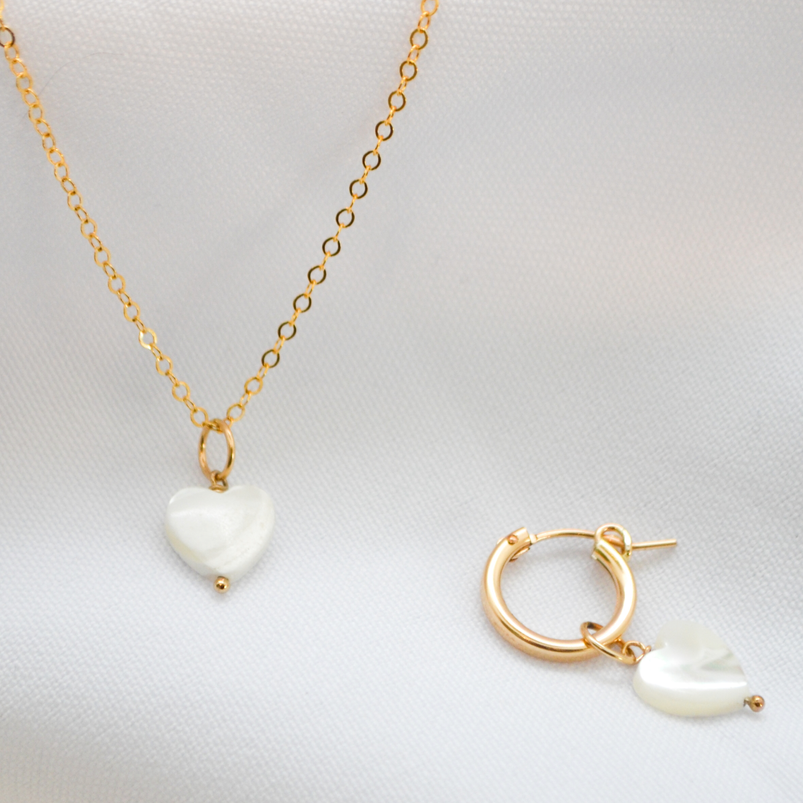 Anna Janelle Jewelry - Wholesale Individual Charm/Pendant - Pearly Heart Drop4