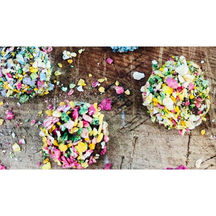 Belpharmed bv: Cooka's Cookies & Sensidog - Wholesale Pet Treats - Dog - Display Box - Happy Bonbons1