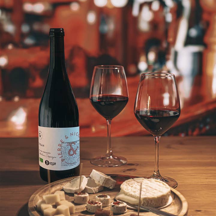 PIERRE ET NICO - Wholesale Red Wine - Organic red wine - IGP Pays d'Oc - 75 cL - Syrah - Pierre & Nico1