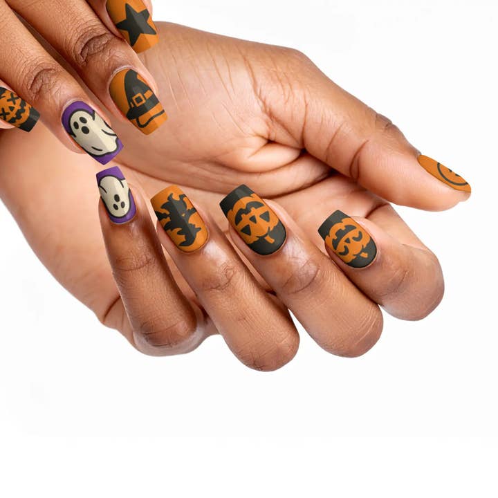 Unghie Finte di Halloween Incantesimo di Spezie di Zucca per la vendita all'ingrosso da parte di FYNE BODY