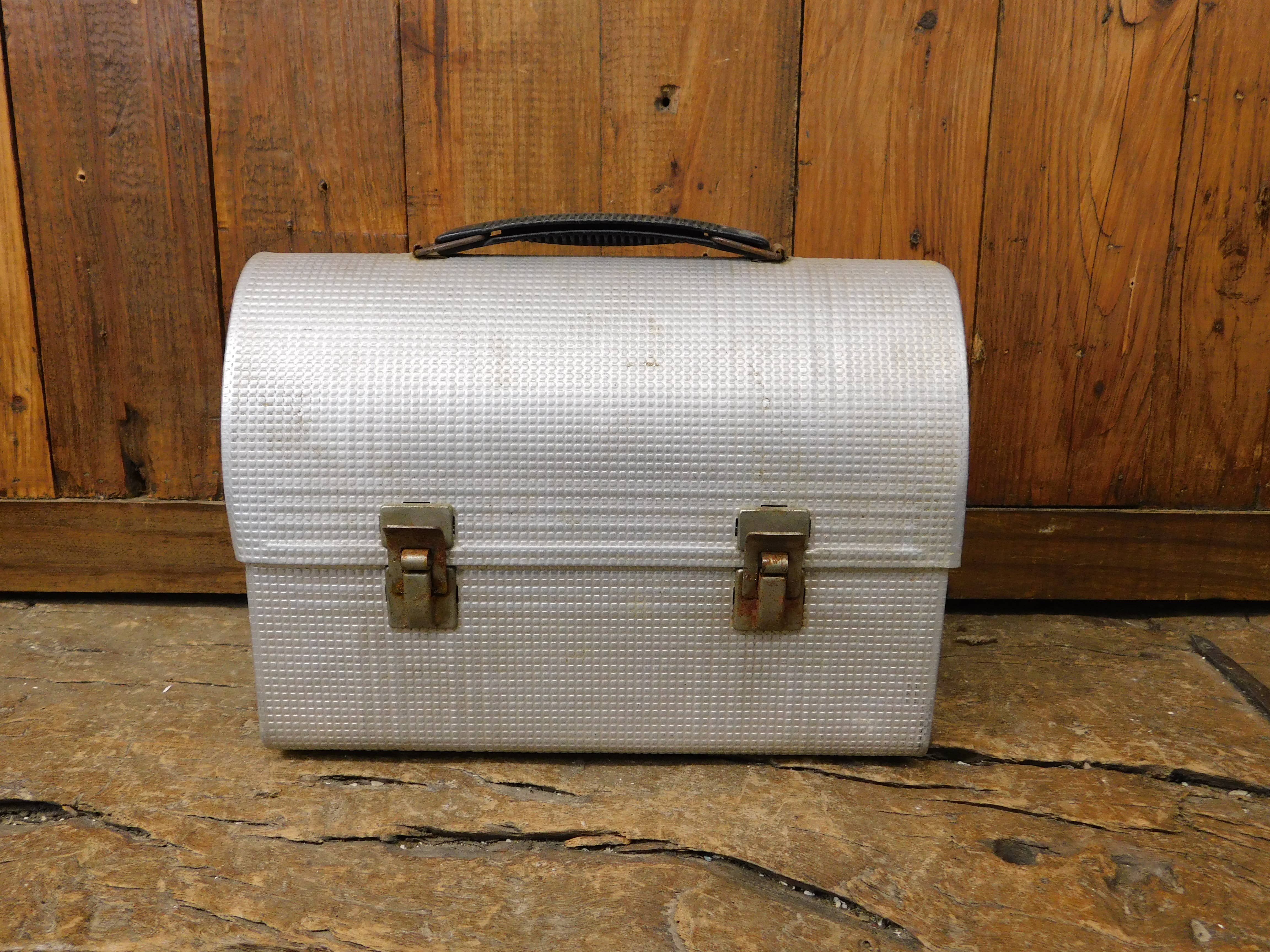 My Amigos Imports - Vente Sac/boîte repas - Boîte à déjeuner vintage en métal #4 Rangement Ancien Collectionnable0