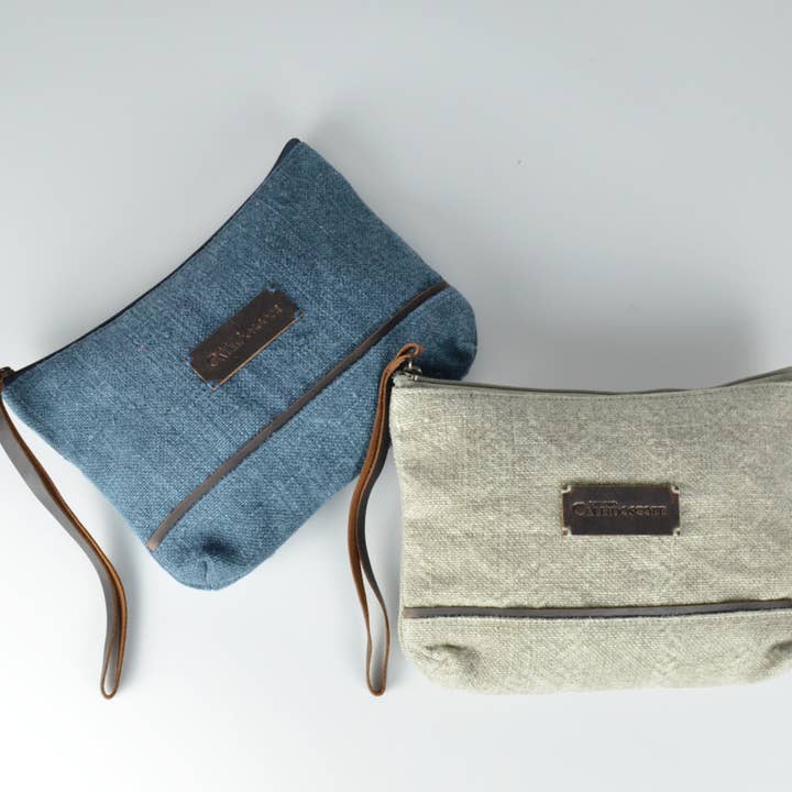 Pochette à bracelet en jute Capri pour la vente par STUDIO CALEIDOSCOPE