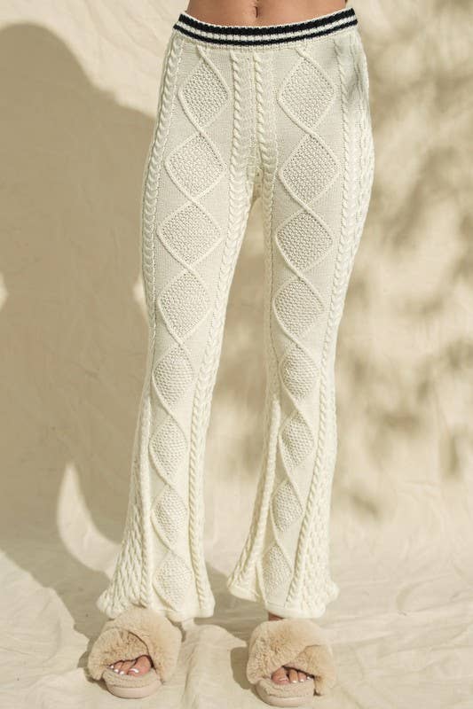 Papermoon - Vente Pantalon – femme - PP15964 - PANTALON EN TRICOT À COUPE BOTTE AVEC DÉTAIL DE TAILLE ANGIE3