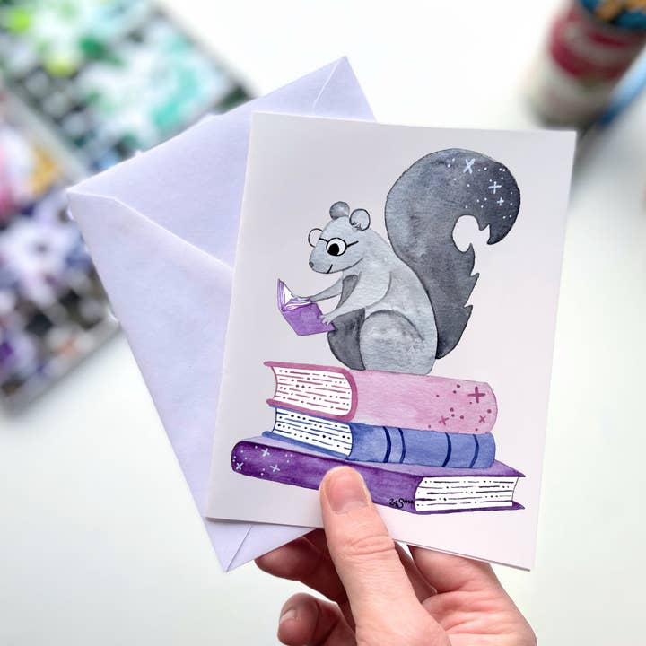 Tarjeta de Felicitación de Ardilla Lectora – Papelería Boscosa Literaria para venta al por mayor de Owlfeathers Watercolor