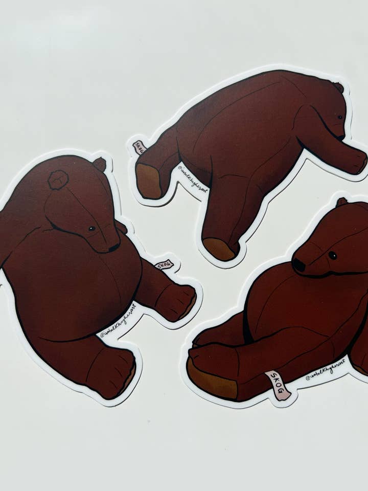 DJUNGELSKOG - Gosedjursbjörn Vinylklistermärken för wholesale av Studio Junco