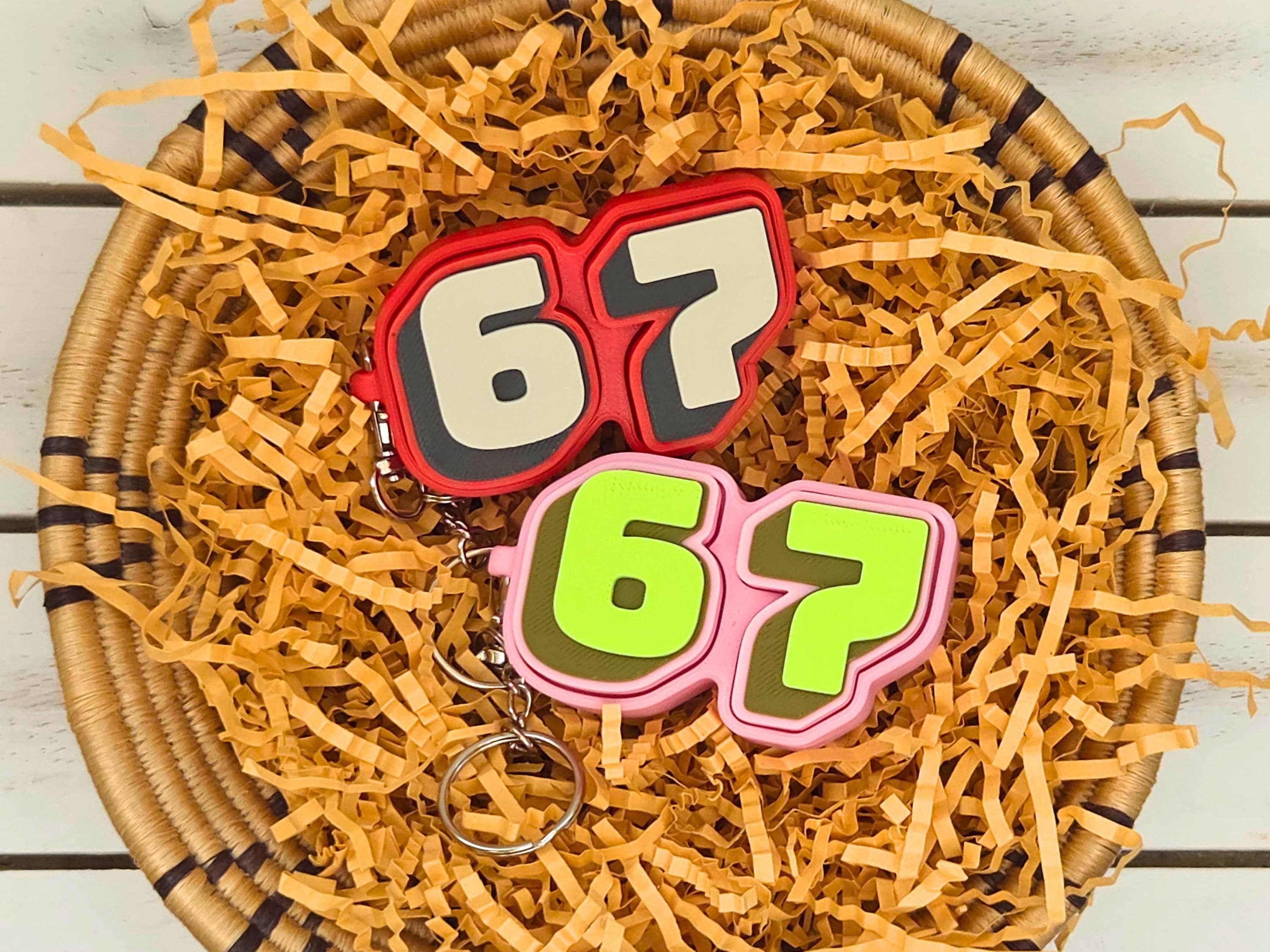 ModoWorks - Wholesale Keychain - Kids - 67 Fidget Clicker Keychain2