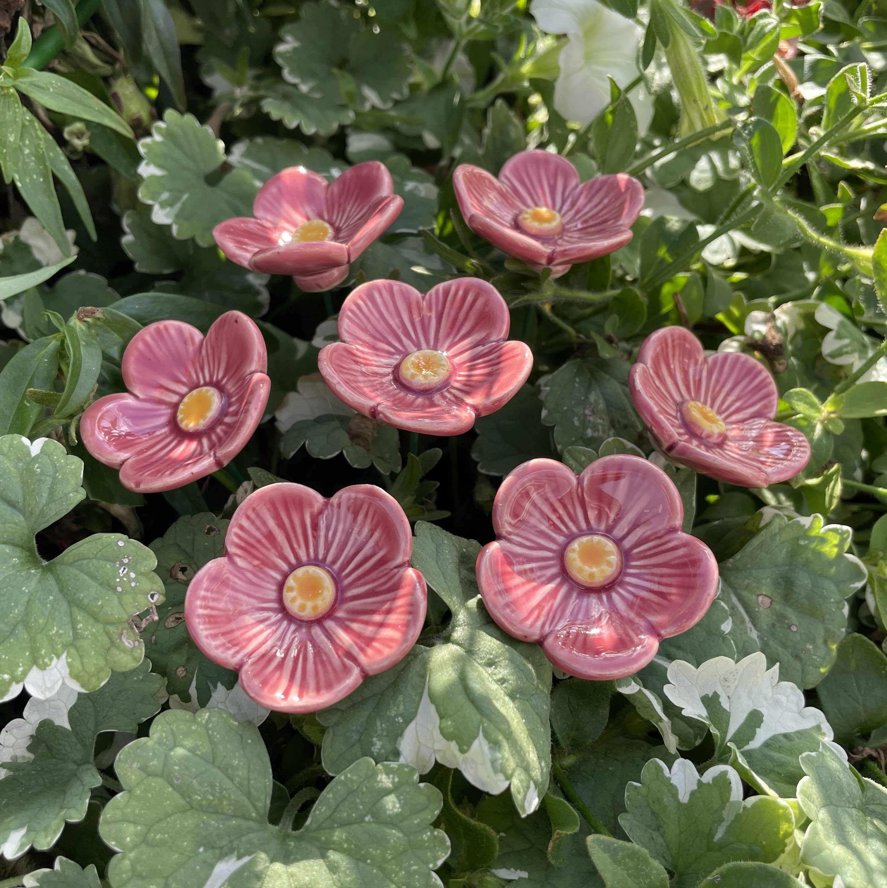 Pannonhem AB. - Wholesale Artificial Flowers - Ceramic Pink Plum blossoms,Plant stake4