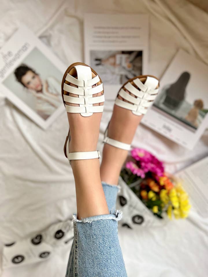 Christina Christi - Vendita all'ingrosso Sandali - Donna - Sandali estivi da donna, scarpe in pelle, sandali a punta chiusa1