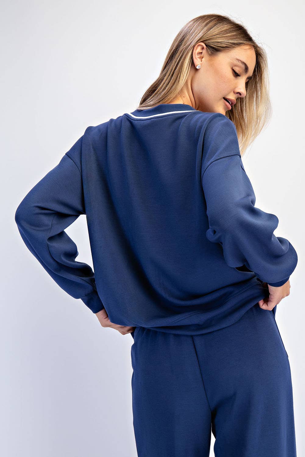 Rae Mode - Wholesale Lounge Top - Women's - MODAL SCUBA V NECK PIPING TOP17