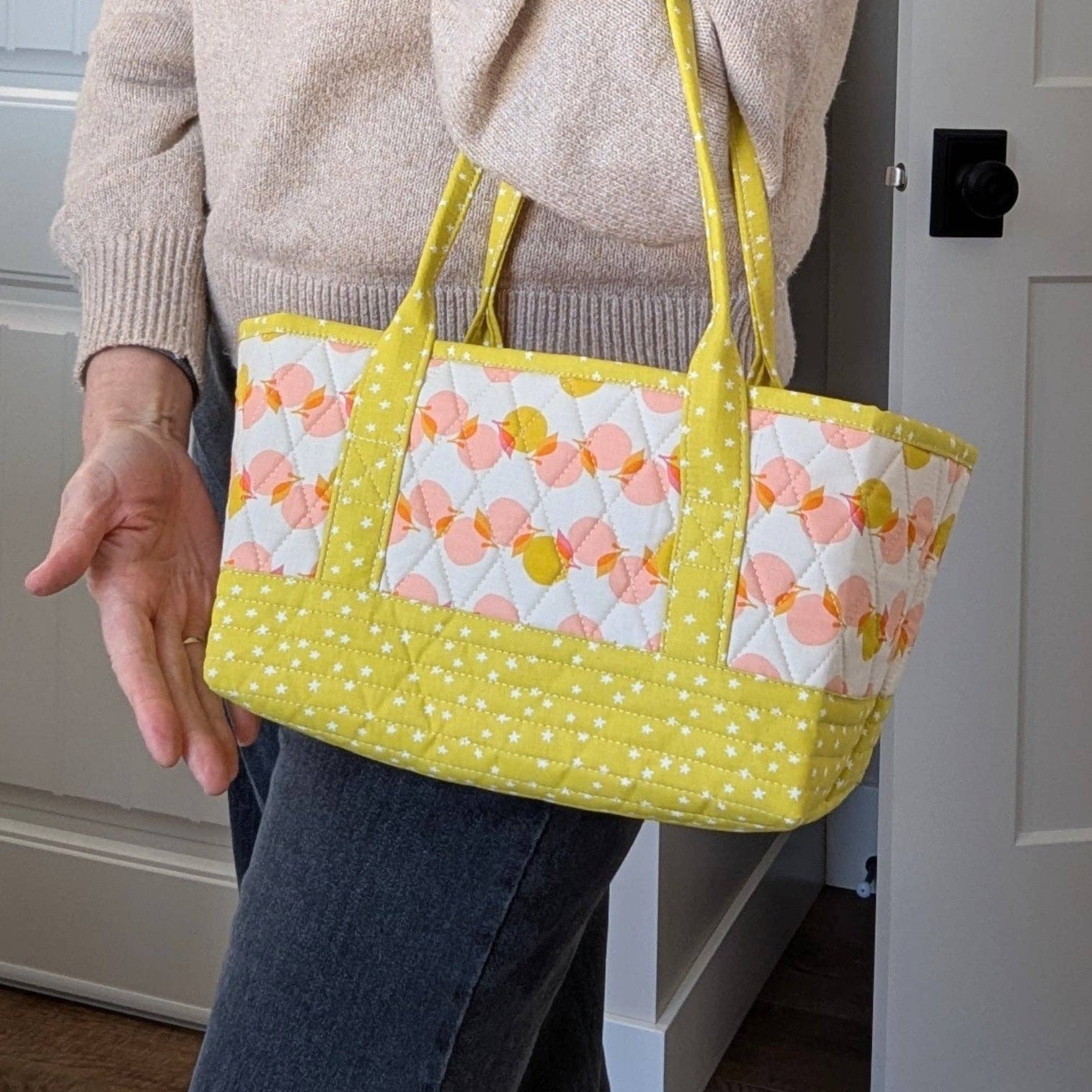 Ma Tante Quilting - Wholesale Craft Sewing Kit - Altoona Tote (Paper Pattern)4