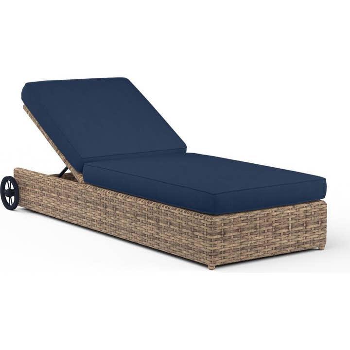 LOOMLAN – Espreguiçadeira por atacado – Chaise Ajustável Havana Sunbrella para Área Externa3