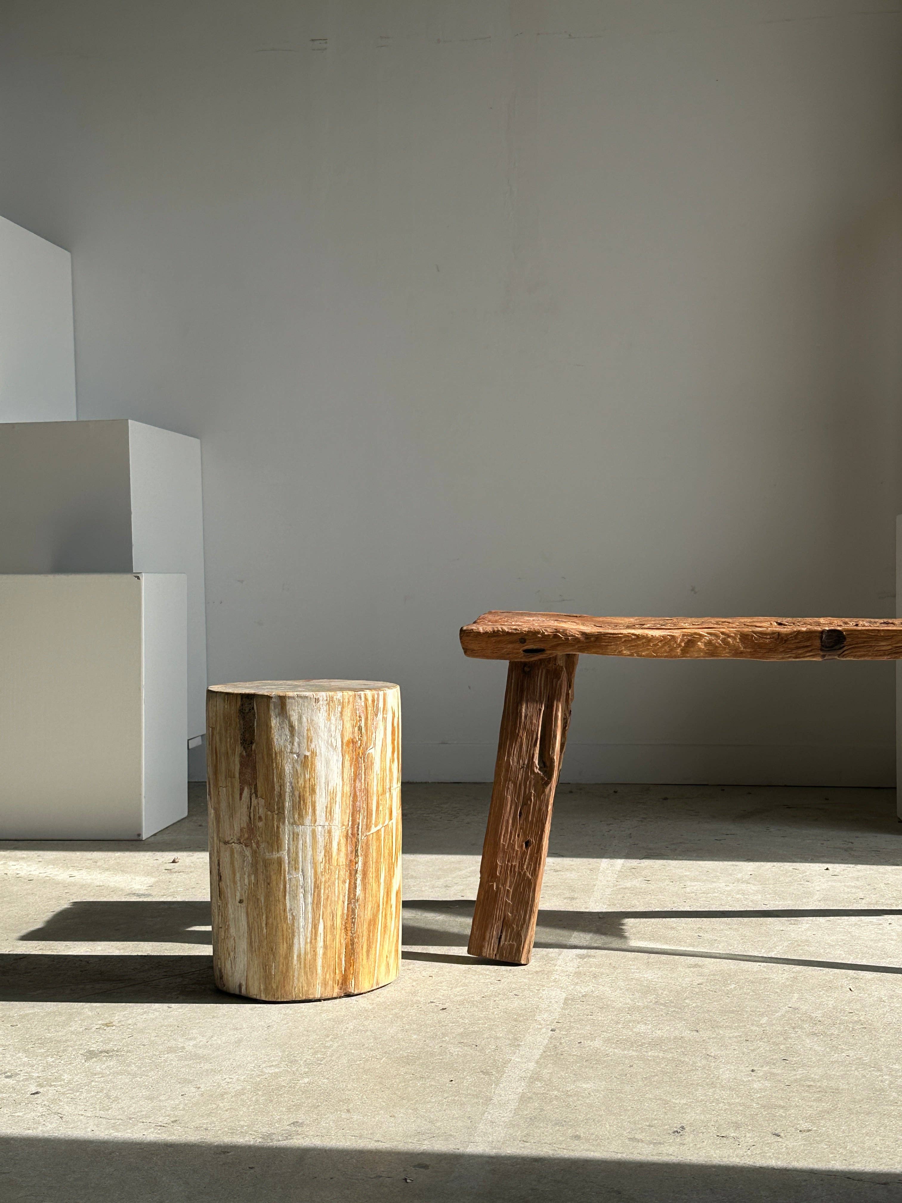 Office Objets - Wholesale Bench - Small organic bench in upcycled Asian teak quadripod openwork seat - Matahari35