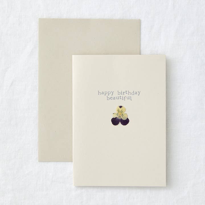 Birthday beautiful - Carte de vœux véritable fleur pressée pour la vente par Made by Shannon